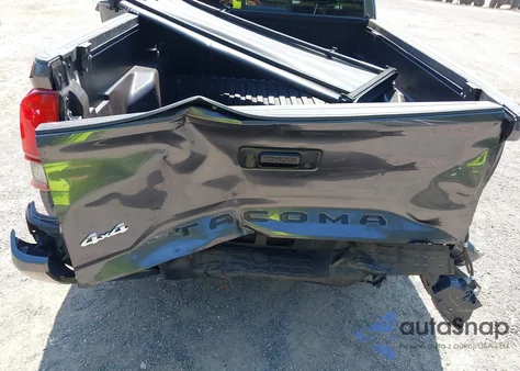 2023 Toyota Tacoma Sr z USA, uszkodzony, nr VIN 3TYSX5EN5PT022075